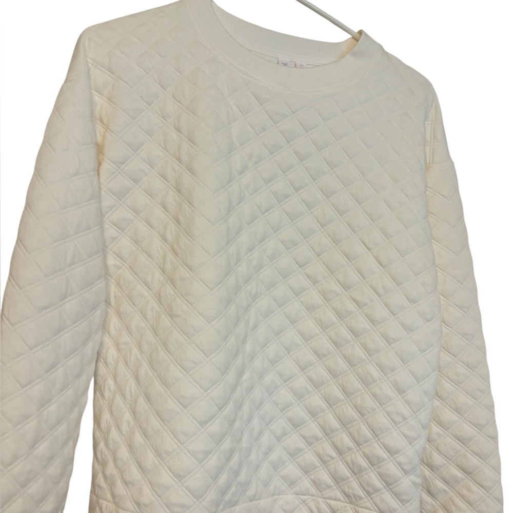 Elegant Cream Quilted Top